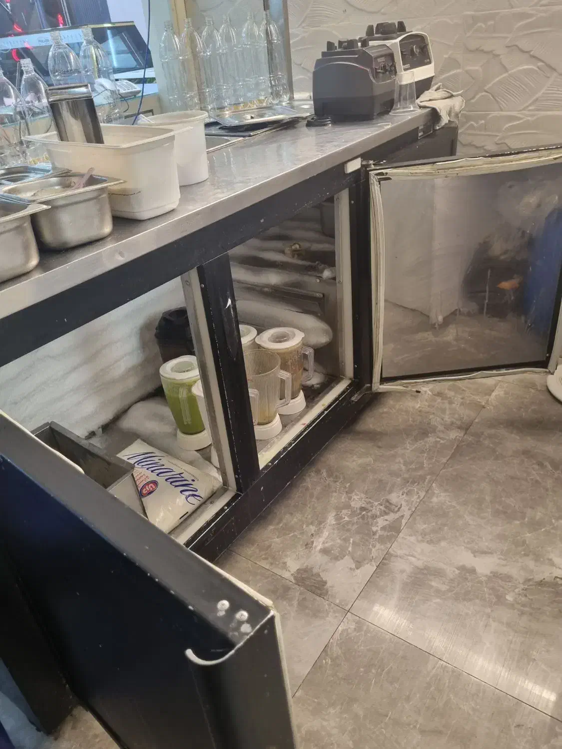 فروش وسایل آبمیوه طبق لیست کامل|کافیشاپ و رستوران|مشهد, گوهرشاد|دیوار