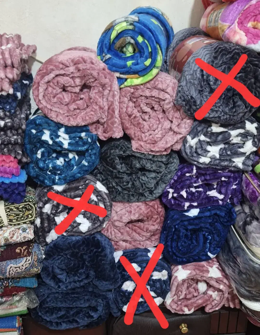 انواع پتو عروس وپتو مسافرتی وروبالشتی|رختخواب، بالش، پتو|دهدشت, |دیوار