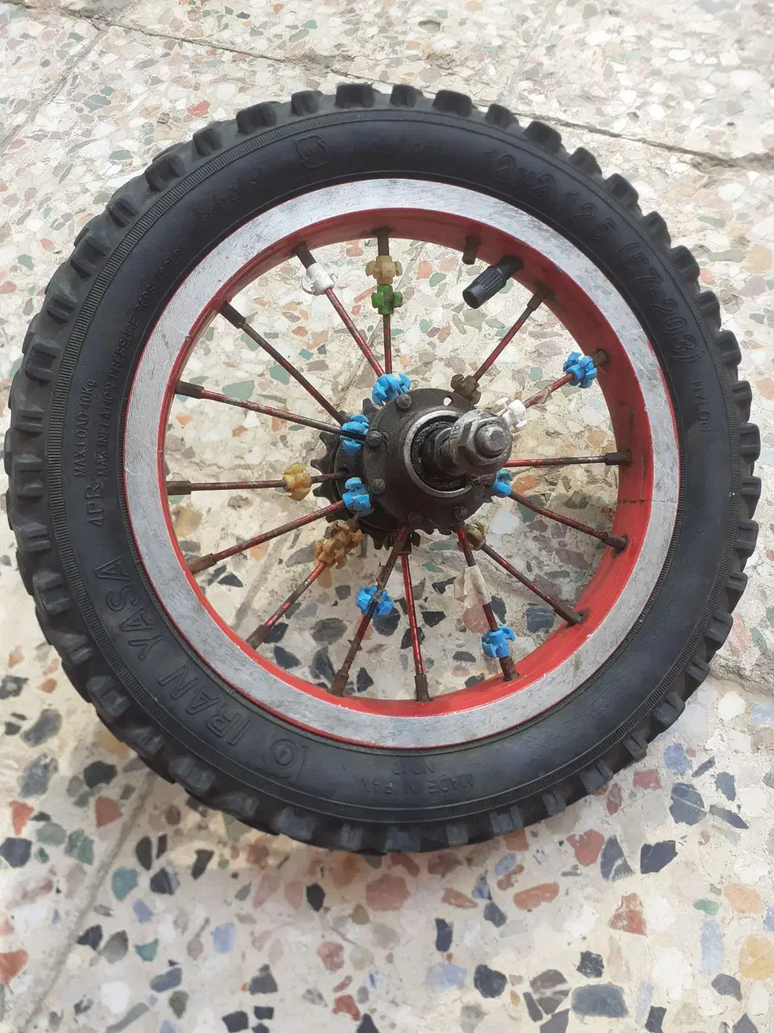 تایر دوچرخه  ۱۲|دوچرخه، اسکیت، اسکوتر|کارون, |دیوار