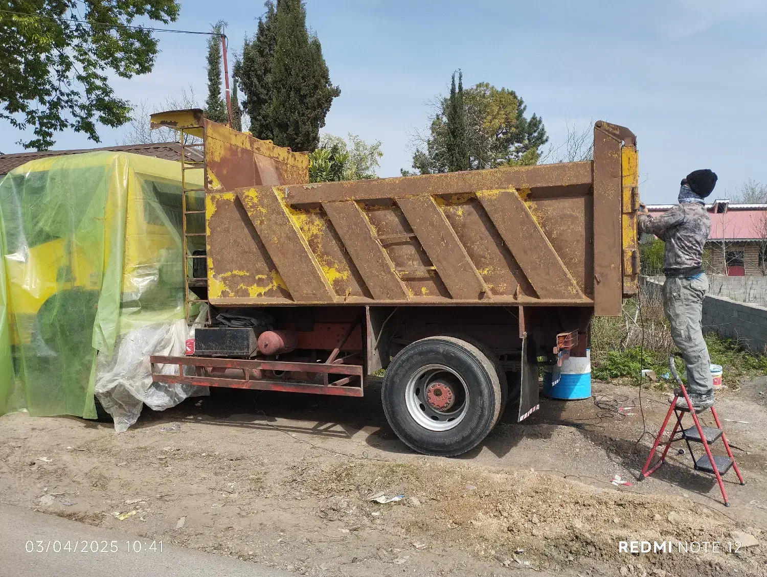 نقاشی ساختمان با قیمت مناسب|خدمات پیشه و مهارت|ماسال, |دیوار