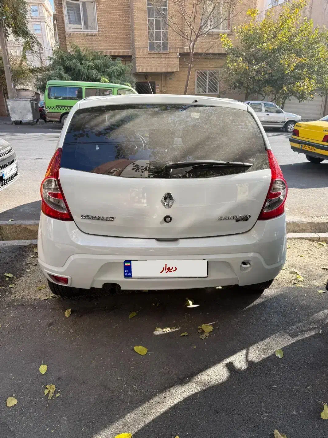 ساندرو اتوماتیک|خودرو سواری و وانت|تهران, جمهوری|دیوار