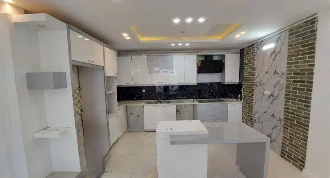 اپارتمان ۱۱۰ متری/ویلا/دو نبش|فروش آپارتمان|مشهد, هفت تیر (آب و برق)|دیوار