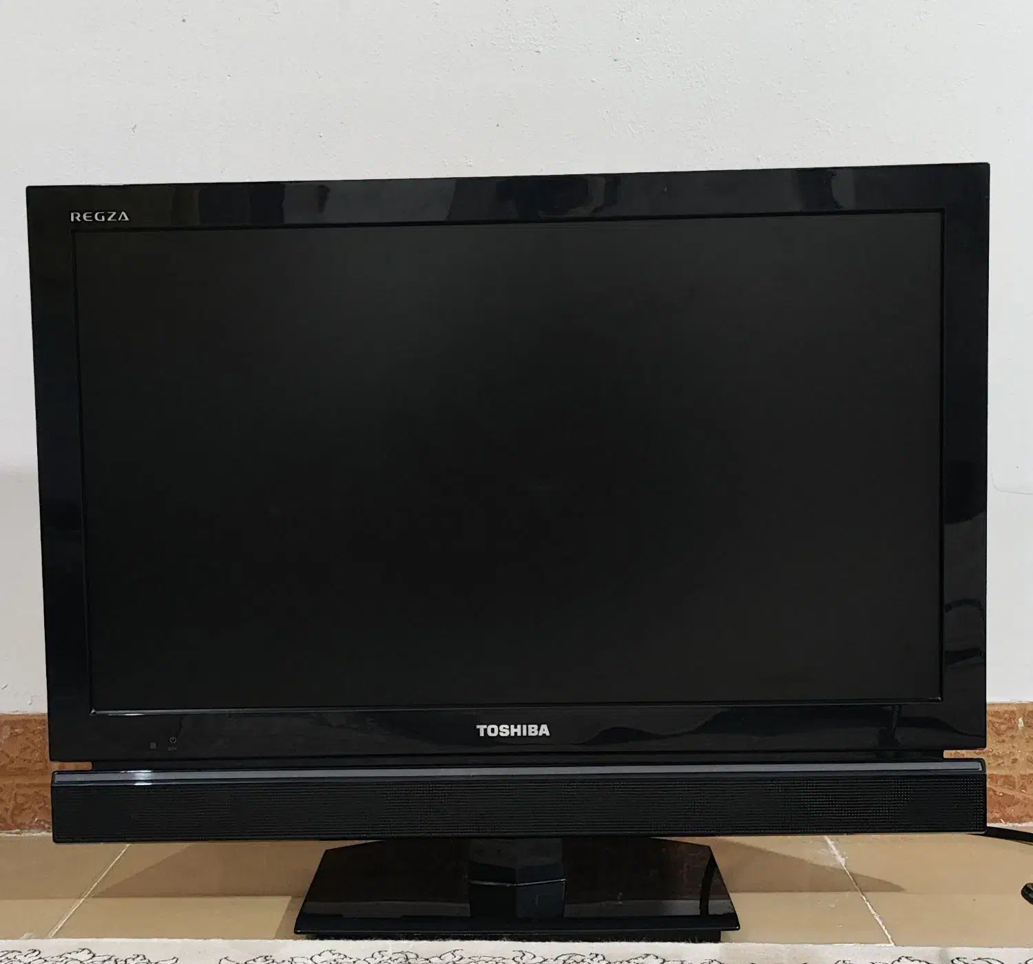 مانیتور ۲۴ اینچ|رایانه رومیزی|قشم, |دیوار