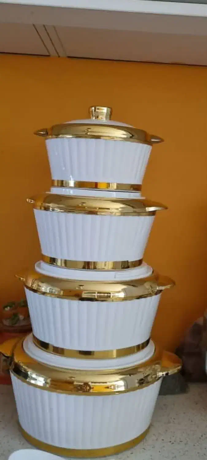 ۴ تیکه گرم نگه دارنده سفید طلایی غذا به شرط نو|ظروف سرو و پذیرایی|قم, انصارالحسین|دیوار