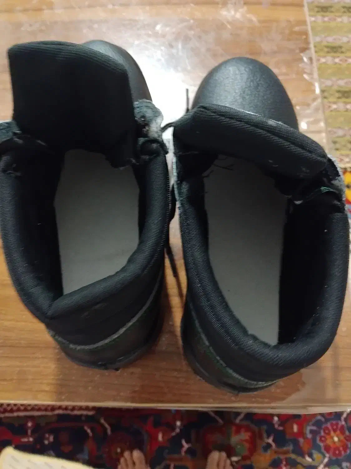 کفش کوهنوردی و کارگاهی|کیف، کفش، کمربند|تبریز, |دیوار