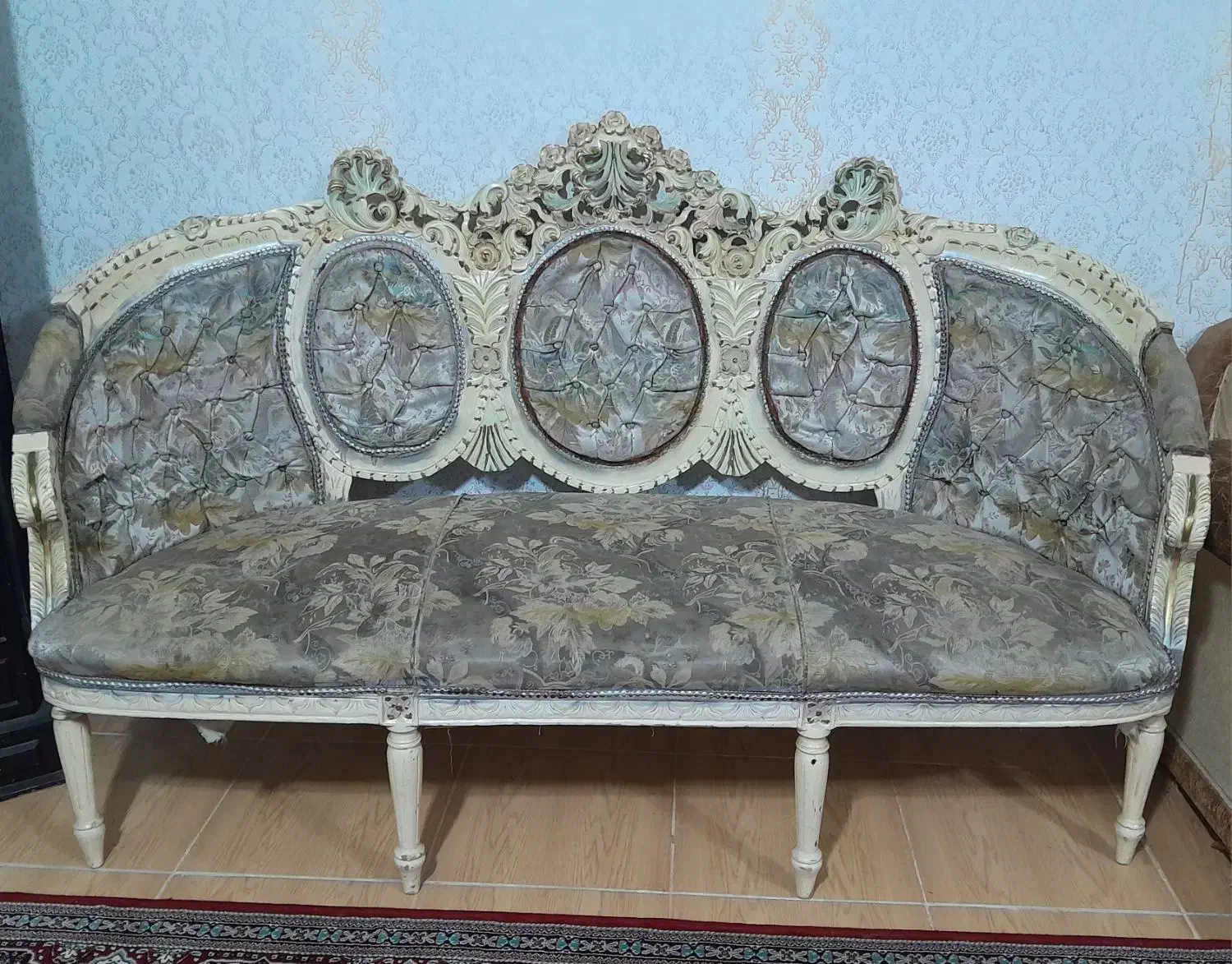 چند دست مبل|مبلمان خانگی و میز عسلی|آستارا, |دیوار