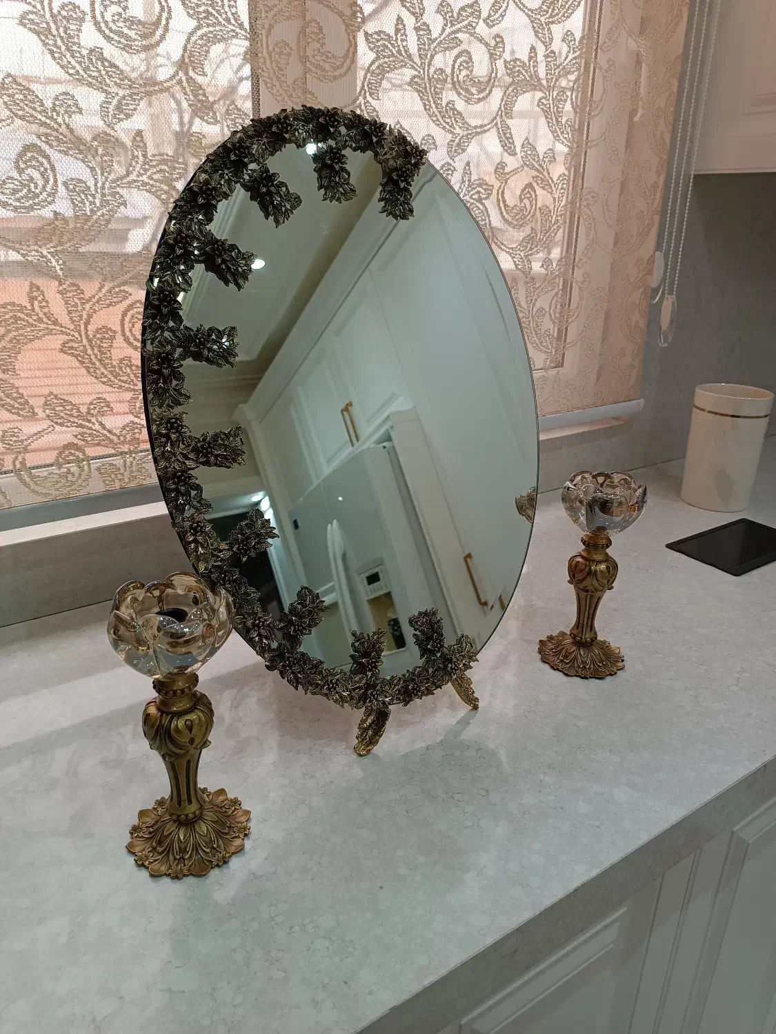 آینه شمعدان برنز|آینه|اندیشه, اندیشه فاز ۳|دیوار