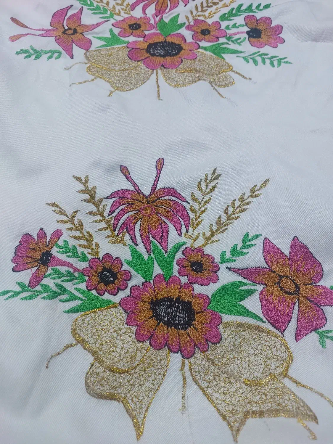 3 جفت روبالشت استفاده نشده|رختخواب، بالش، پتو|یاسوج, |دیوار