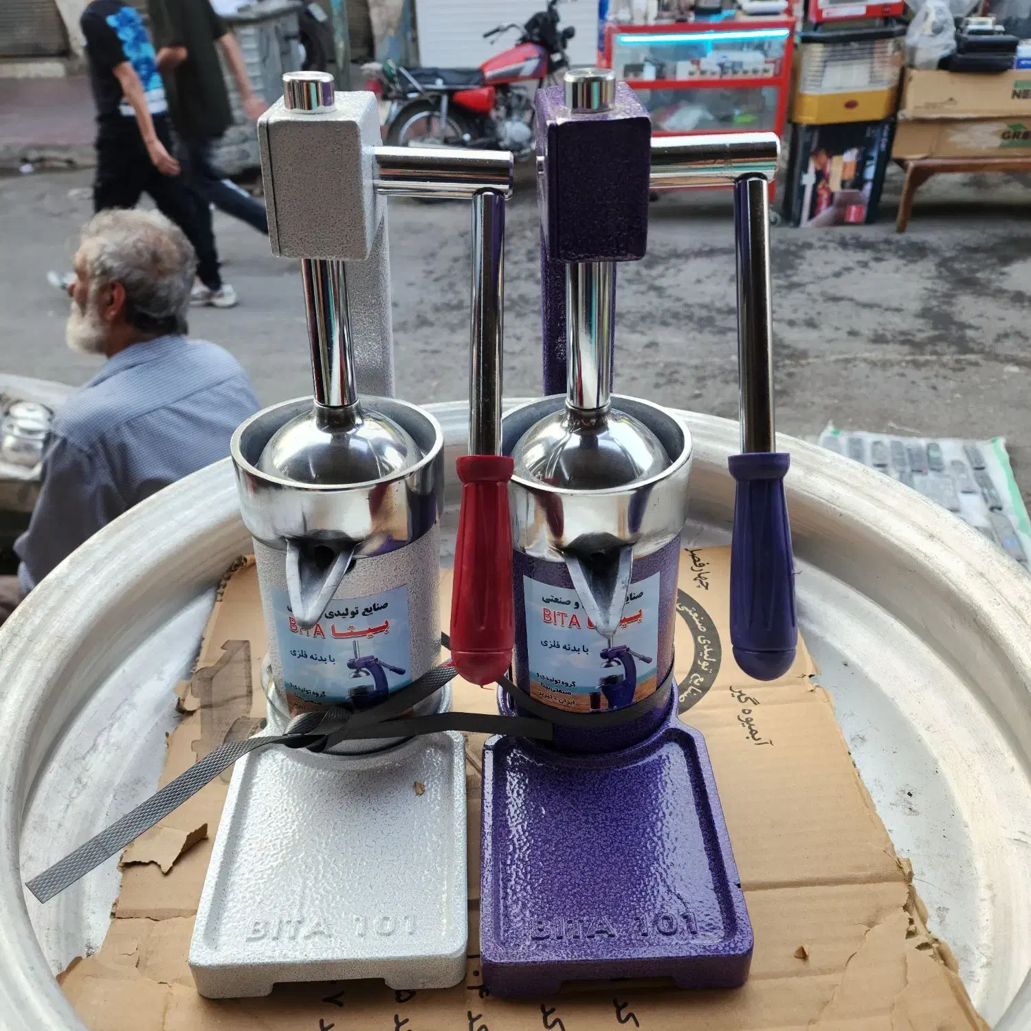 اب انار گیر|آبمیوه‌گیر و آب‌مرکبات‌گیر|اهواز, نادری|دیوار