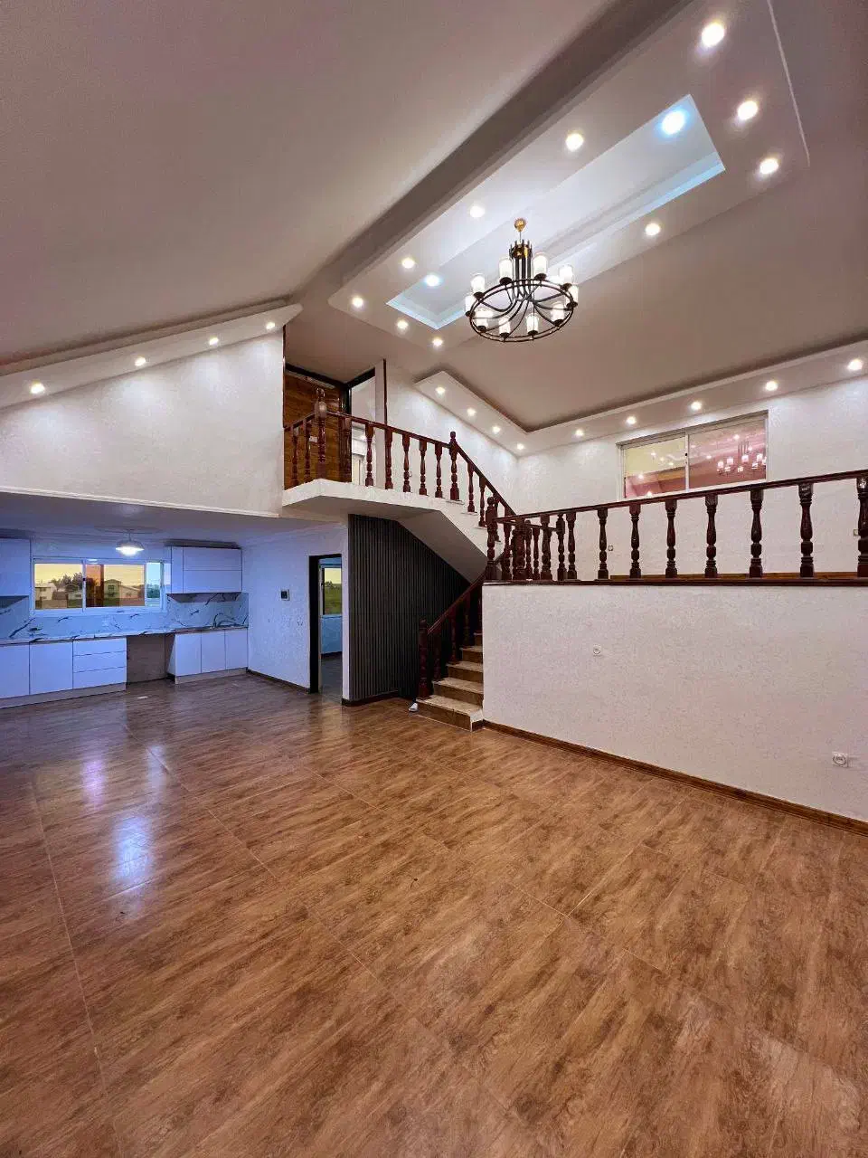 ویلا 270 متری/ سندششدانگ/ جاده دریا/ شهرکی|فروش خانه و ویلا|شیرود, |دیوار