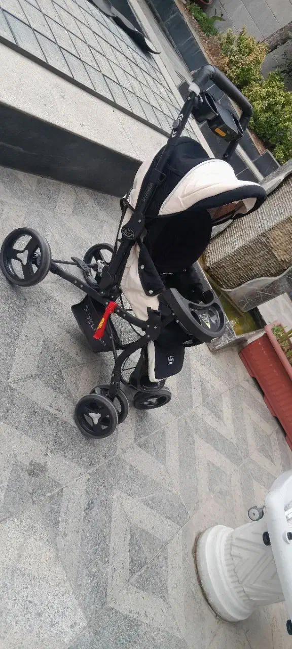 کالسکه و رورویک بچه|کالسکه و لوازم جانبی|ری, دولتآباد|دیوار