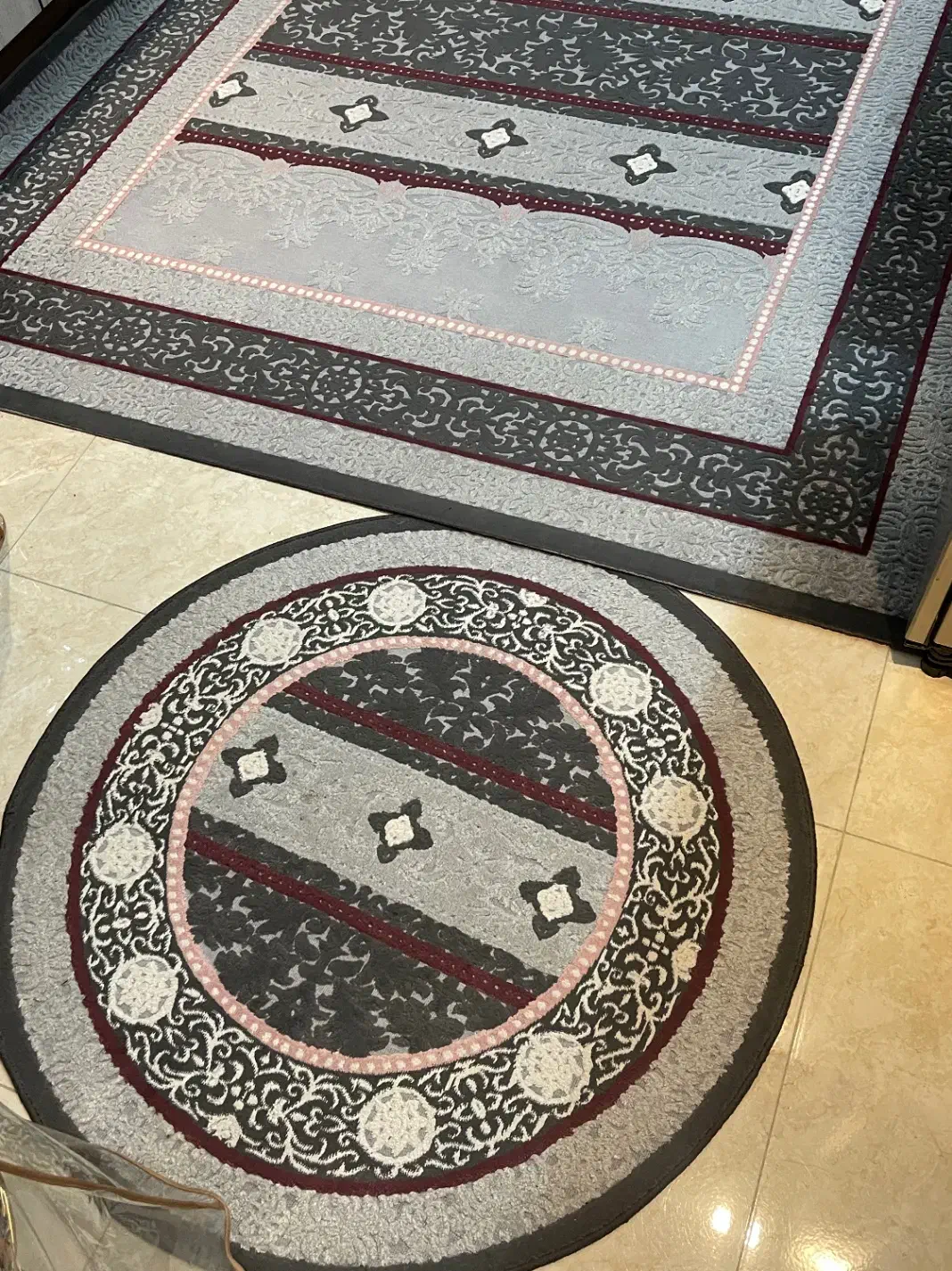 فرش آشپزخانه در حد نو|فرش|اصفهان, سعادت‌آباد|دیوار