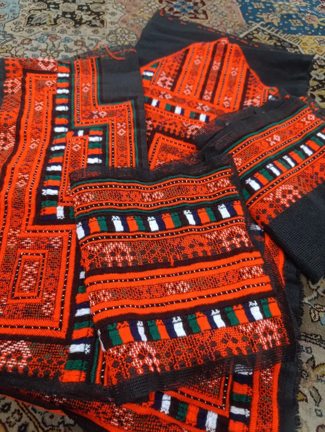 انواع و اقسام بدن سراوان بخشان|لباس|سراوان, |دیوار