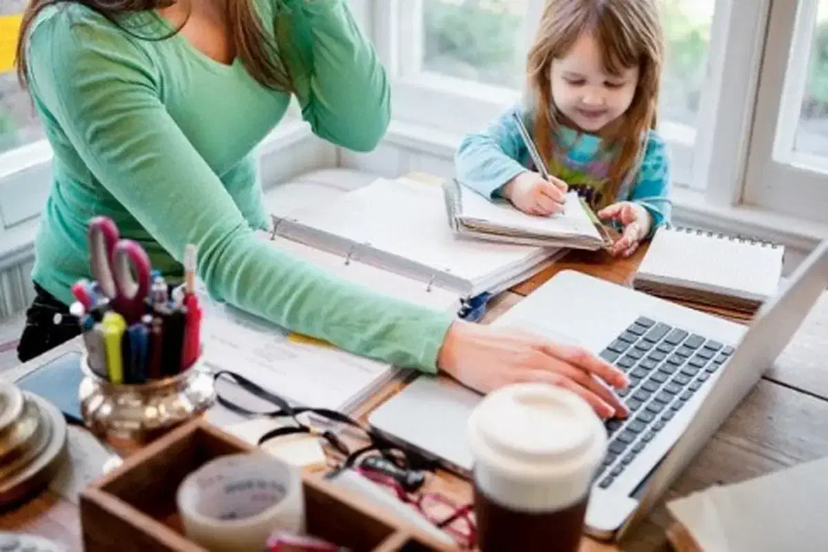 استخدام نیرو ،کار آنلاین و پاره وقت مختص بانوان|استخدام بازاریابی و فروش|اردکان, |دیوار