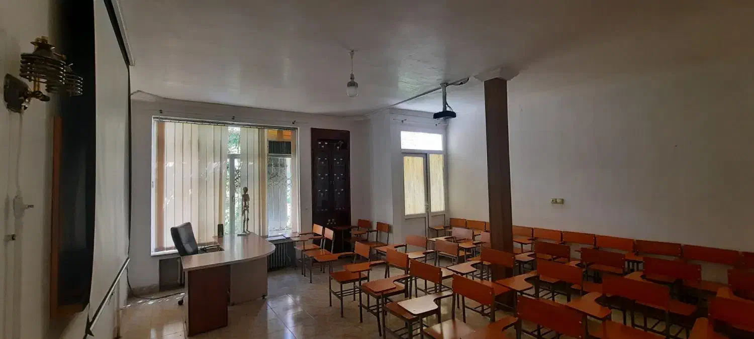 اجاره کلاس و فضای کار مشترک|اجارهٔ کوتاهمدت دفتر کار و فضای آموزشی|ارومیه, |دیوار