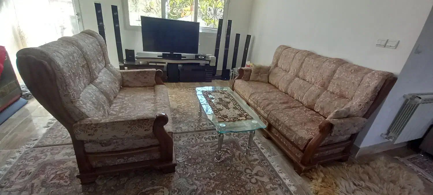 مبلمان راحتی پنج نفره کارکرده|مبلمان خانگی و میز عسلی|نطنز, |دیوار