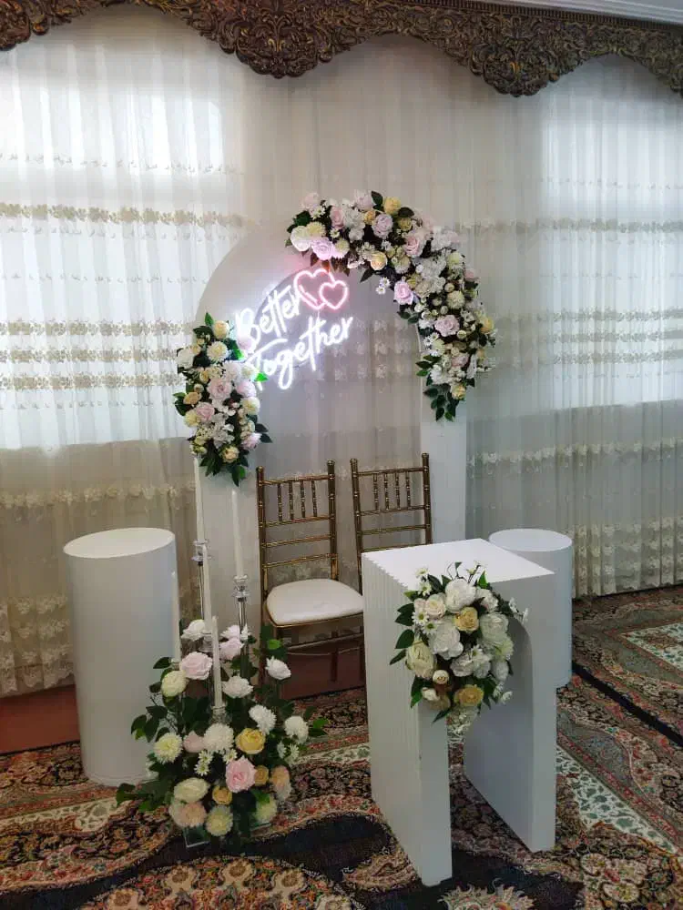 اجرای انواع دیزاین بادکنک آرایی تولدوگل آرایی عقد|خدمات پذیرایی، مراسم|پرند, فاز ۳|دیوار