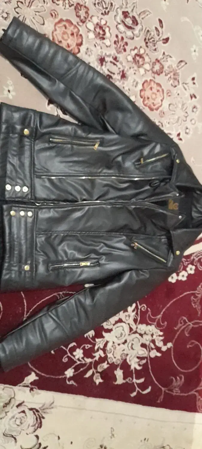 کت چرم|لباس|مشهد, شهید آوینی|دیوار