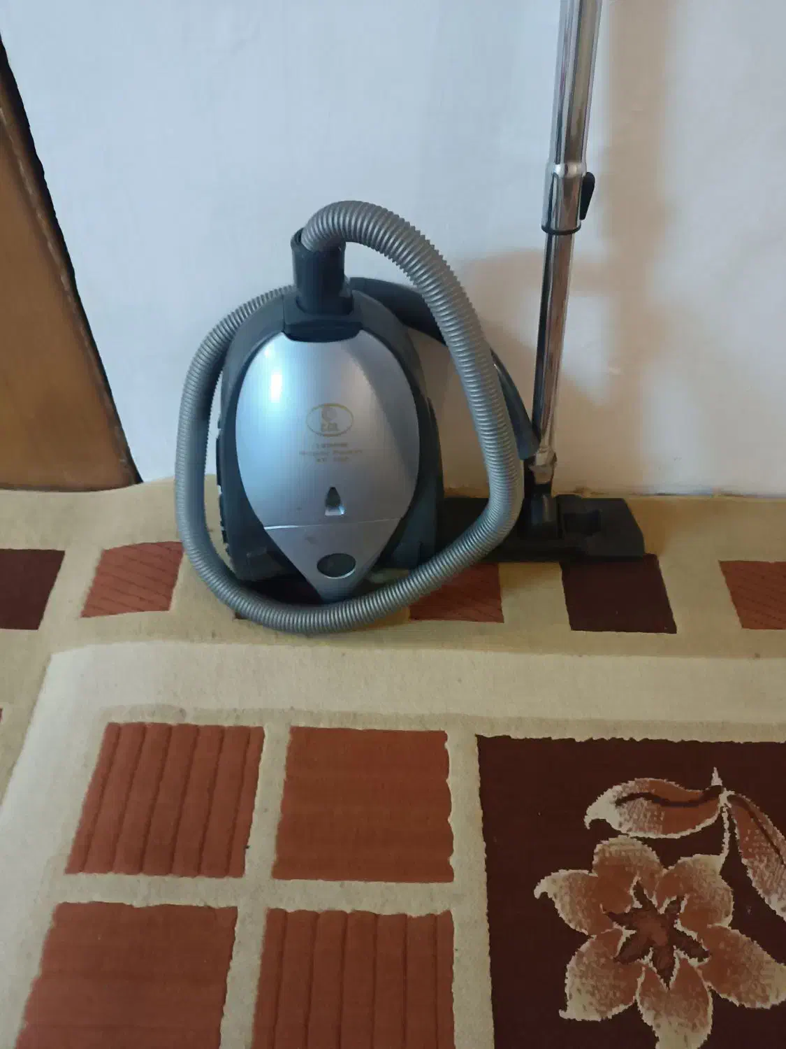 جاروبرقی سالم سالم|جاروبرقی، جارو شارژی، بخارشو|سبزوار, باهنر|دیوار