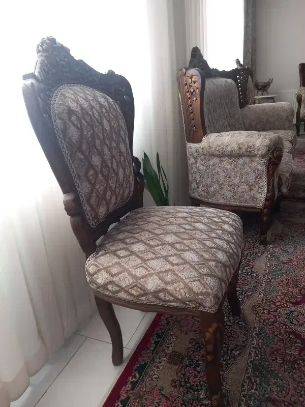 مبل سلطنتی دورو منبت چوب گردو تمیز|مبلمان خانگی و میز عسلی|اندیشه, اندیشه فاز ۱|دیوار