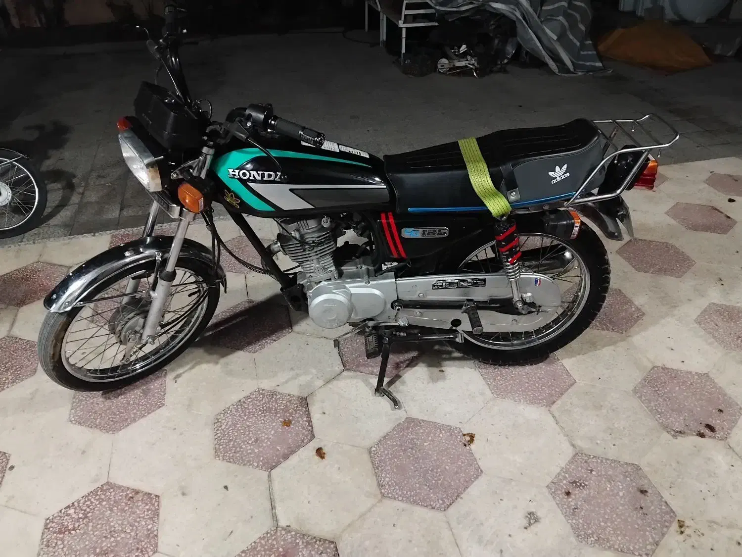 موتور پلاک‌ ملی مدل ۹۴ فابریک بازدید خفر|موتورسیکلت|جهرم, |دیوار