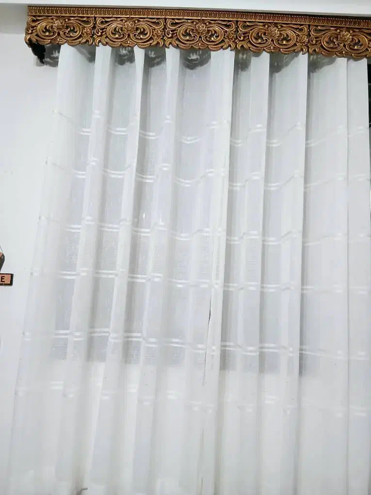 پرده اماده تمیز پانچی نصب نشده تا الان|پرده، رانر، رومیزی|لنگرود, |دیوار