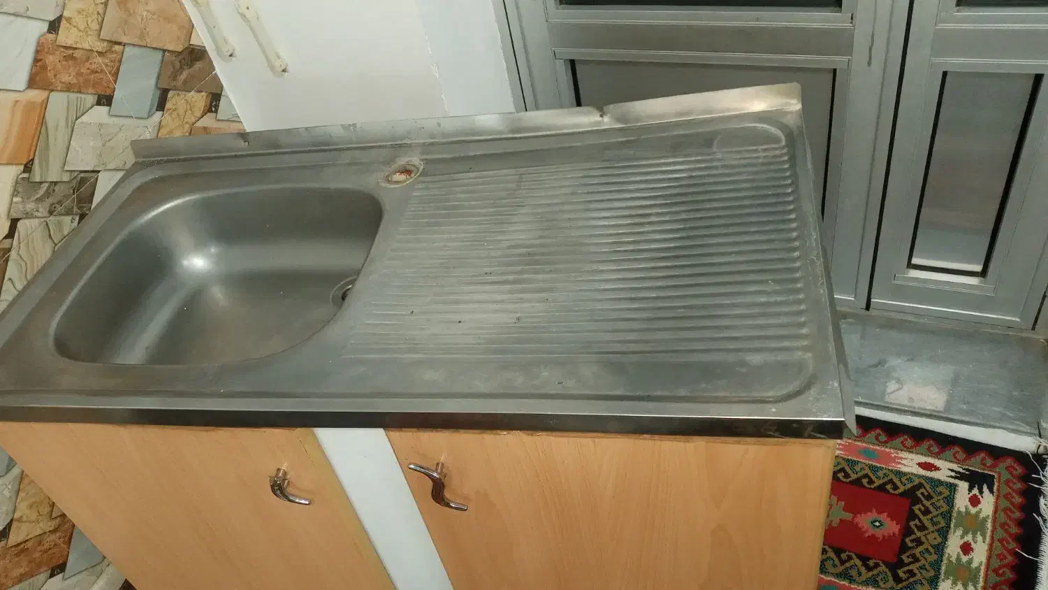 سینگ و کمد|آب‌چکان و نظم‌دهنده ظروف|اهر, |دیوار