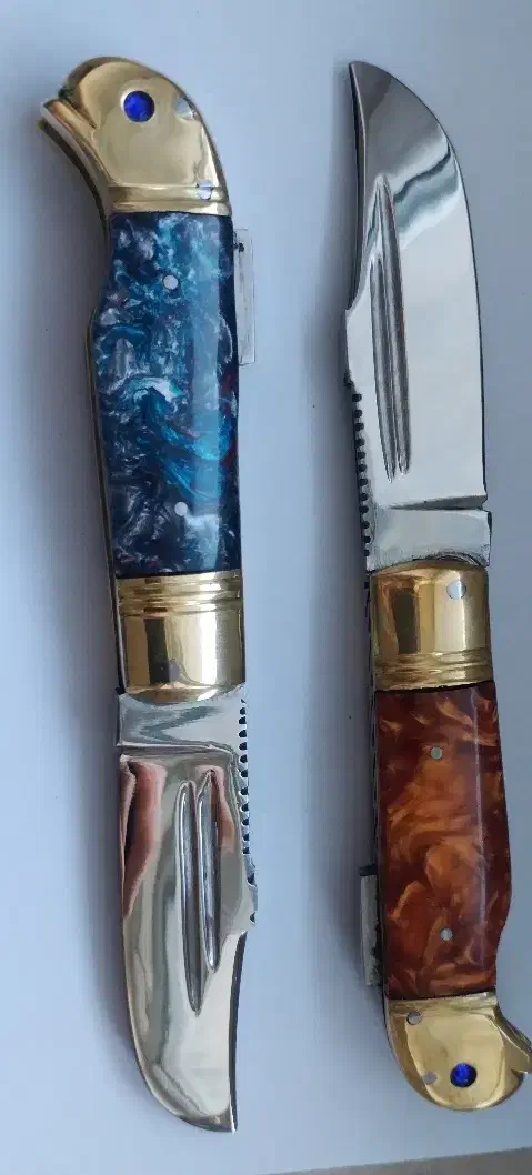 چاقو ضامندار|کلکسیون اشیاء عتیقه|سلطانیه, |دیوار