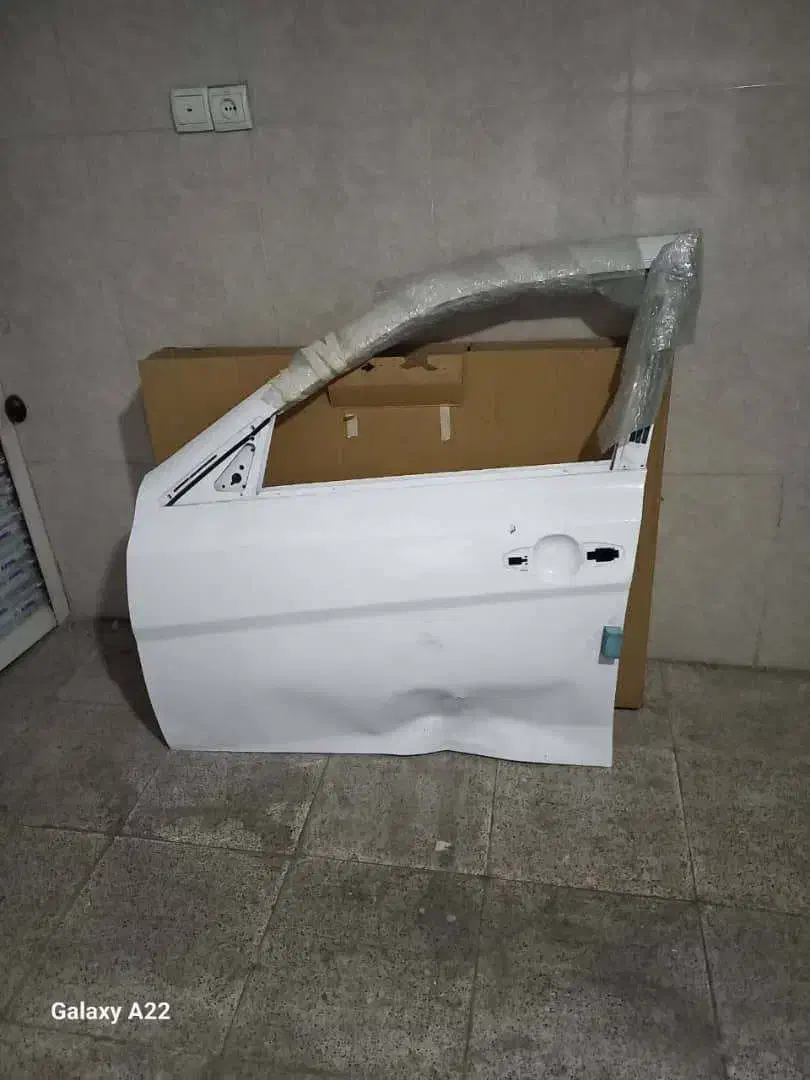 در سمت راننده دنا پلاس (پوسته خام) نیاز به صافکاری|قطعات یدکی و لوازم جانبی|تهران, فلاح|دیوار