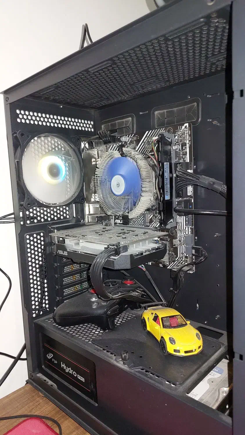 کامپیوتر گیمینگ و مانیتور گیمینگ|رایانه رومیزی|قرچک, مهدیه|دیوار