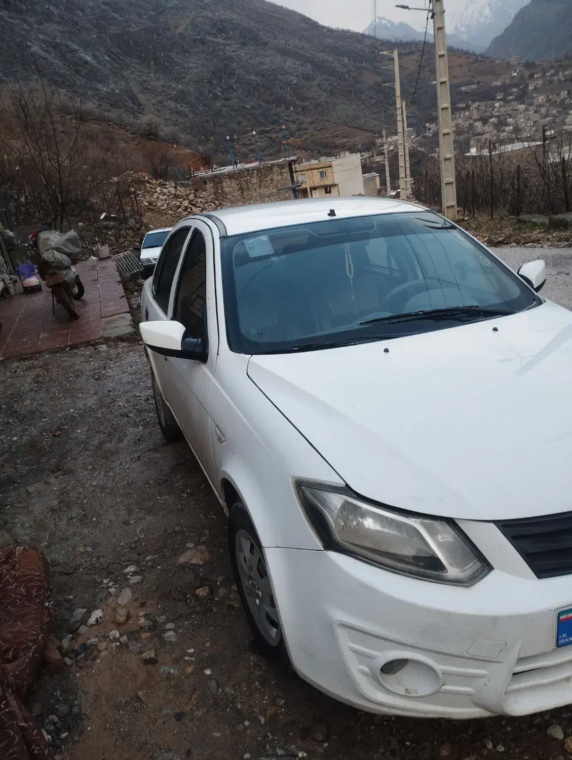 ساینا مدل 98|خودرو سواری و وانت|مریوان, |دیوار