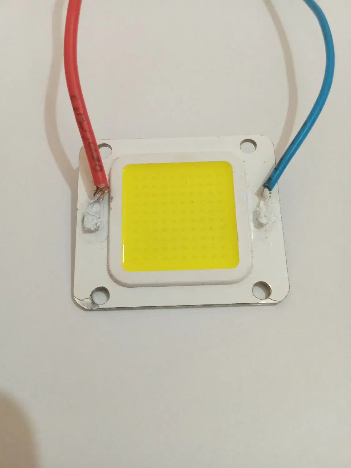 فروش انواع LED و ساخت انواع پروژکتور|لامپ و چراغ|خوی, |دیوار