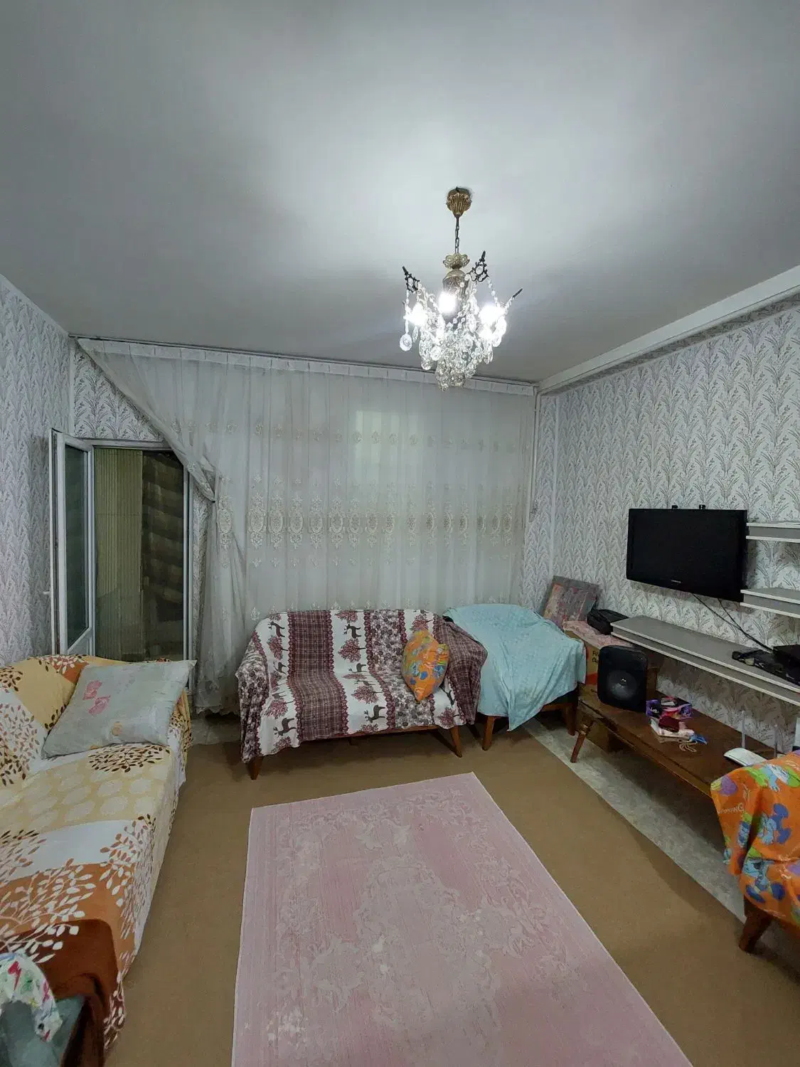 فروش واحد ۶۰ متری دارای پارکینگ و انباری و بالکن|فروش آپارتمان|اشتهارد, |دیوار