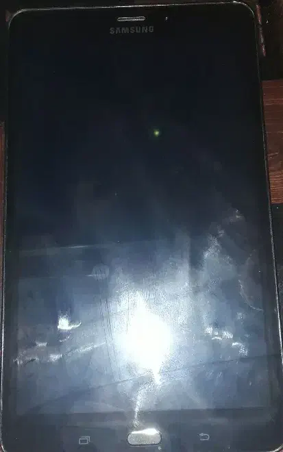 یک عدد تبلت سامسونگ سالم یک سال کارکرده|تبلت|بروجرد, |دیوار