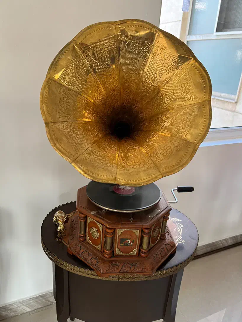 گرامافون|کلکسیون اشیاء عتیقه|تهران, فرمانیه|دیوار