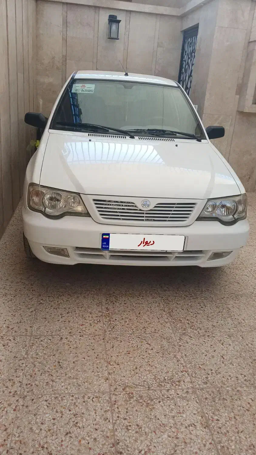 فروش ۱۱۱لاکاغذی|خودرو سواری و وانت|شهرضا, |دیوار