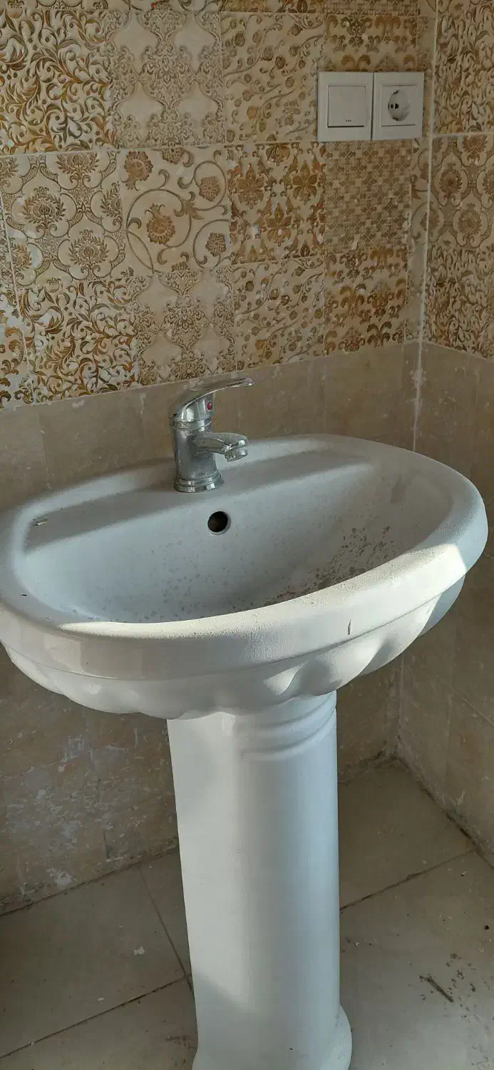 یه عدد روشویی با شیر آلات تازه|لوازم سرویس بهداشتی|تهران, شهرک رضویه|دیوار