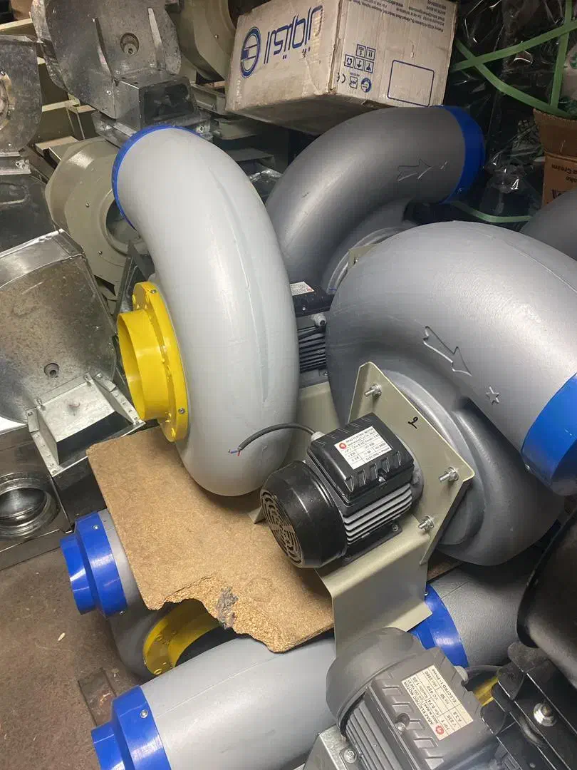 دنیای فن شاهینی سفارشات برای کارخانه ها|پنکه و تصفیه‌کنندهٔ هوا|ارومیه, |دیوار