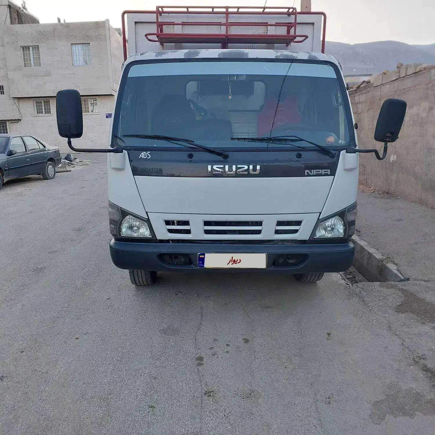 ایسوزو ۶تن تمام فابریک|خودرو سنگین|شیراز, ترمینال باربری|دیوار