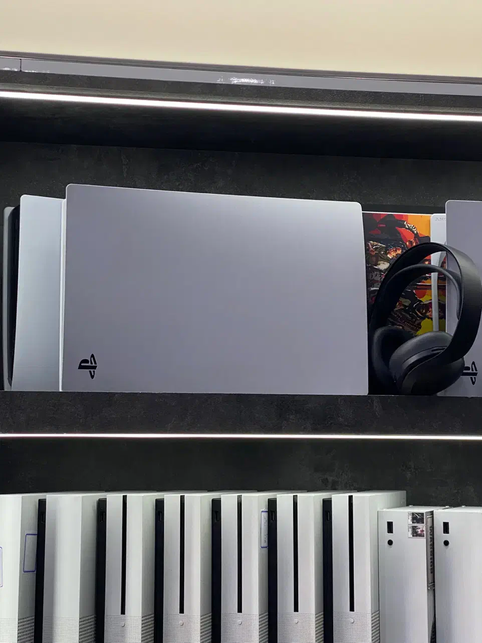 Ps5 fat standard 825|کنسول، بازی ویدئویی و آنلاین|اصفهان, مفتح|دیوار