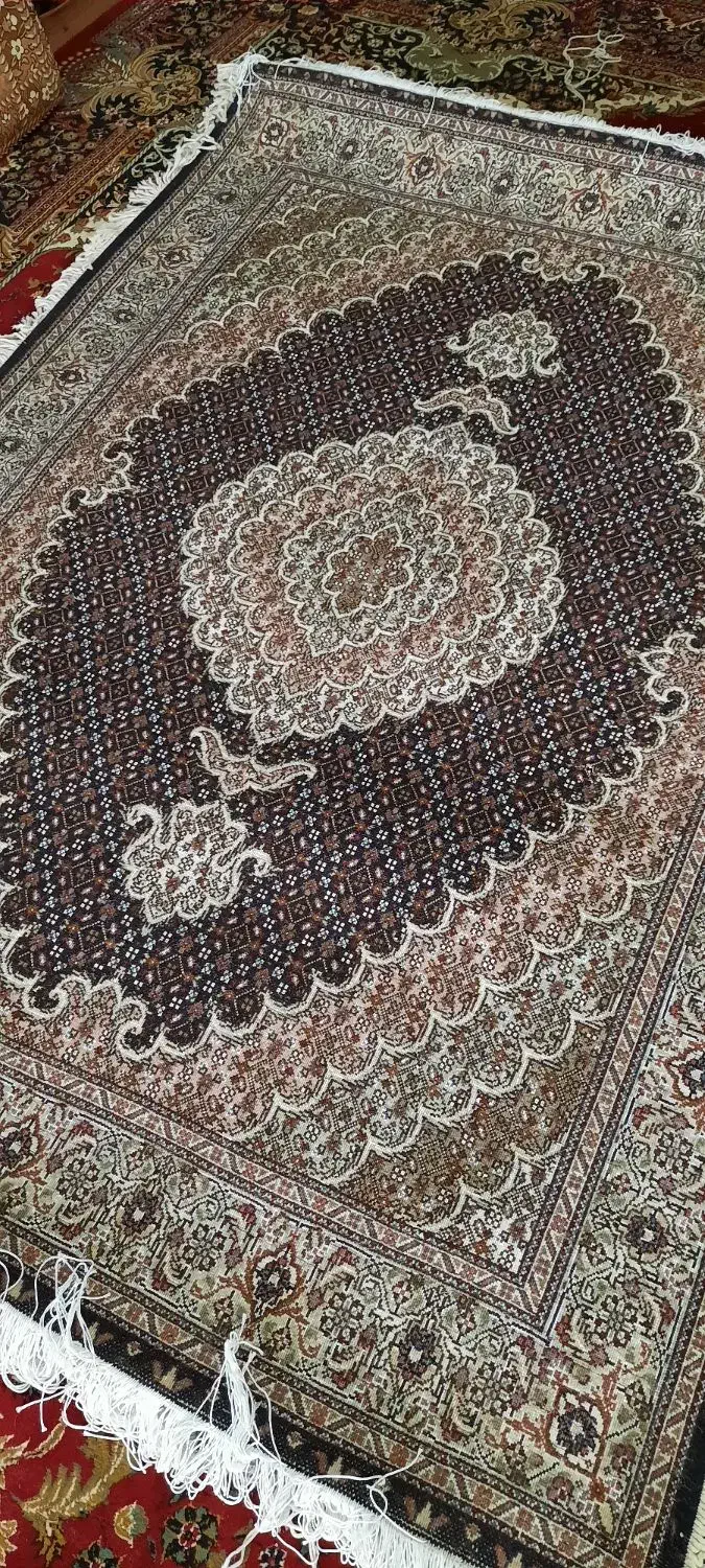 قالیچه دستبافت ریزماهی خوی|فرش|خوی, |دیوار