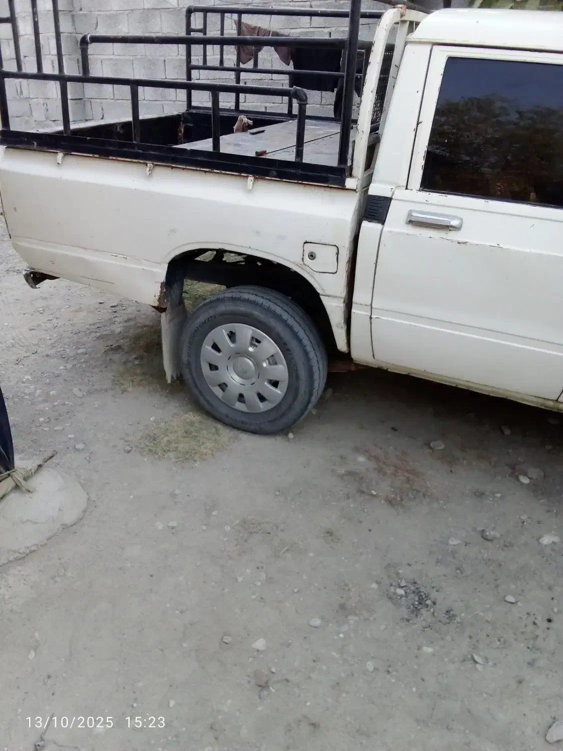 تویوتا هایلوکس دو کابین دنده‌ای، مدل ۱۹۹۰|خودرو سواری و وانت|زاهدان, |دیوار