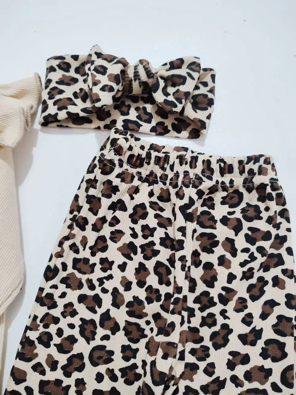 بادی شلوار پلنگی|کفش و لباس بچه|رشت, جماران|دیوار