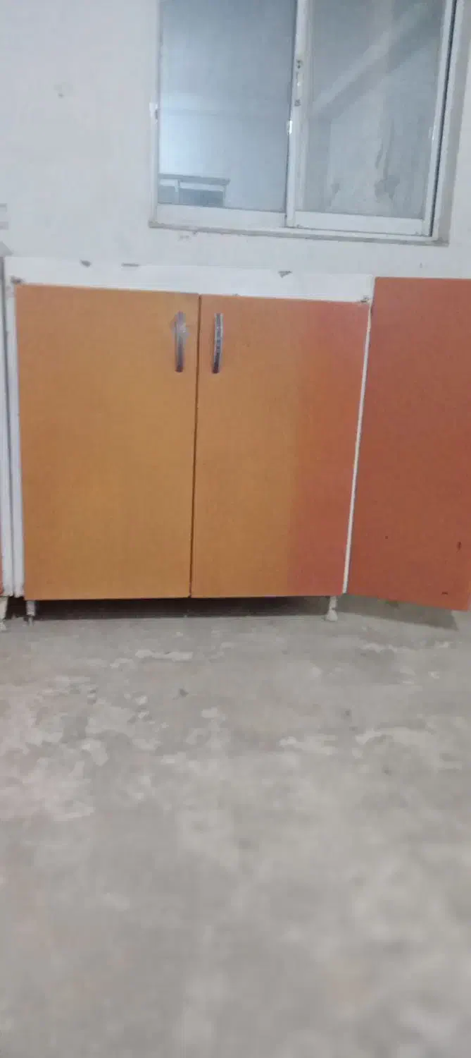 کابینت فلزی سالم ۳متر طول پایین|مصالح و تجهیزات ساختمان|بابل, |دیوار