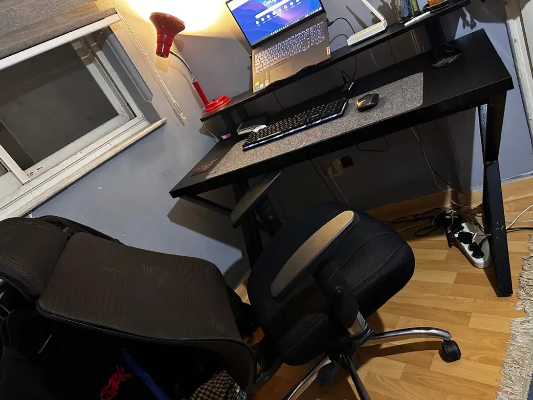 صندلی طبی مشکی|مبلمان اداری|رشت, دیلمان|دیوار