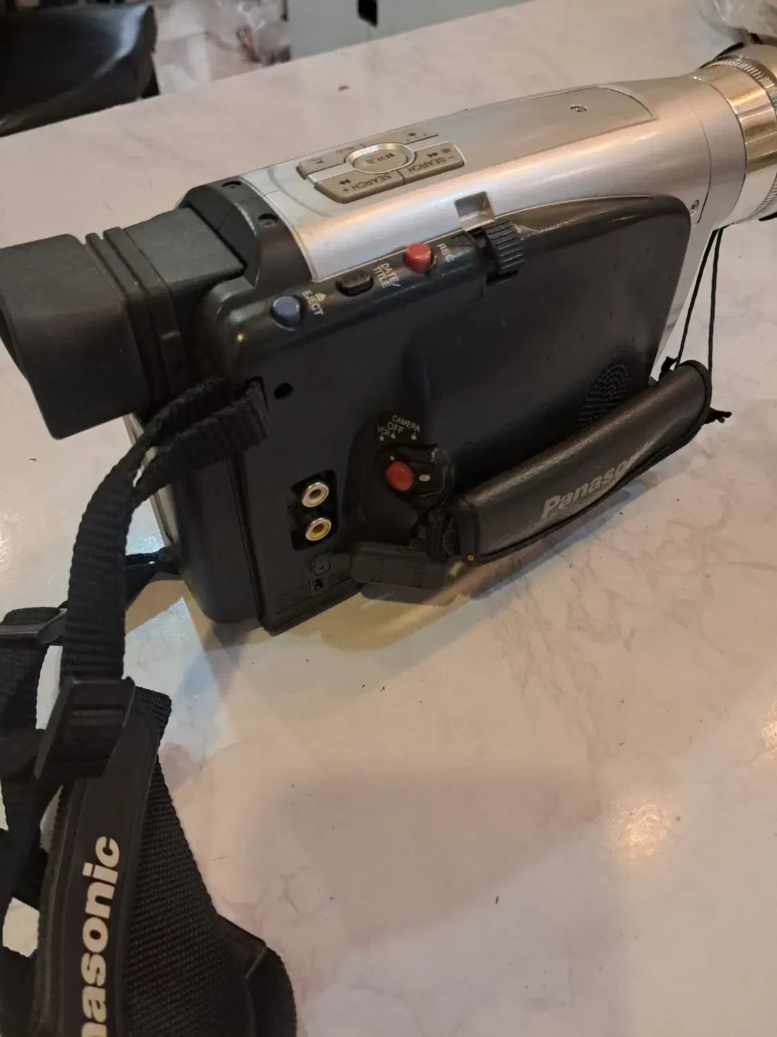 دوربین هندی کم قدیمی|دوربین عکاسی و فیلم‌برداری|تهران, نارمک|دیوار