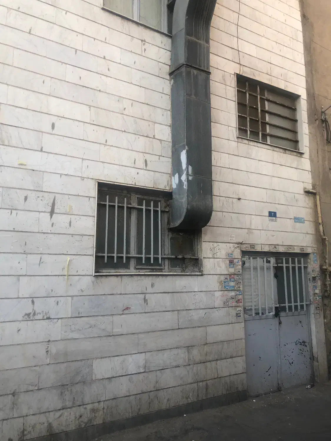 خانه در ۲ طبقه مسکونی و یک باب مغازه تجاری|فروش خانه و ویلا|تهران, هرندی|دیوار
