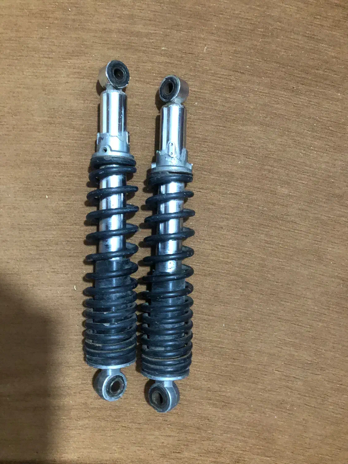 کمک موتور ۱۲۵|قطعات یدکی و لوازم جانبی|رشت, آتشگاه|دیوار