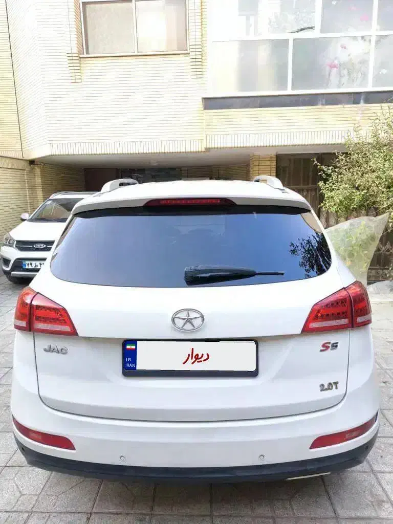 جک s5مدل ۹۶دنده ای|خودرو سواری و وانت|اصفهان, حسینآباد|دیوار