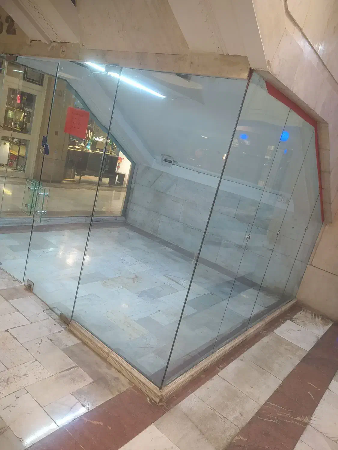 مغازه زیست خاور سر سه نبش سه طرف ویترین خور|فروش مغازه و غرفه|مشهد, کوه سنگی|دیوار